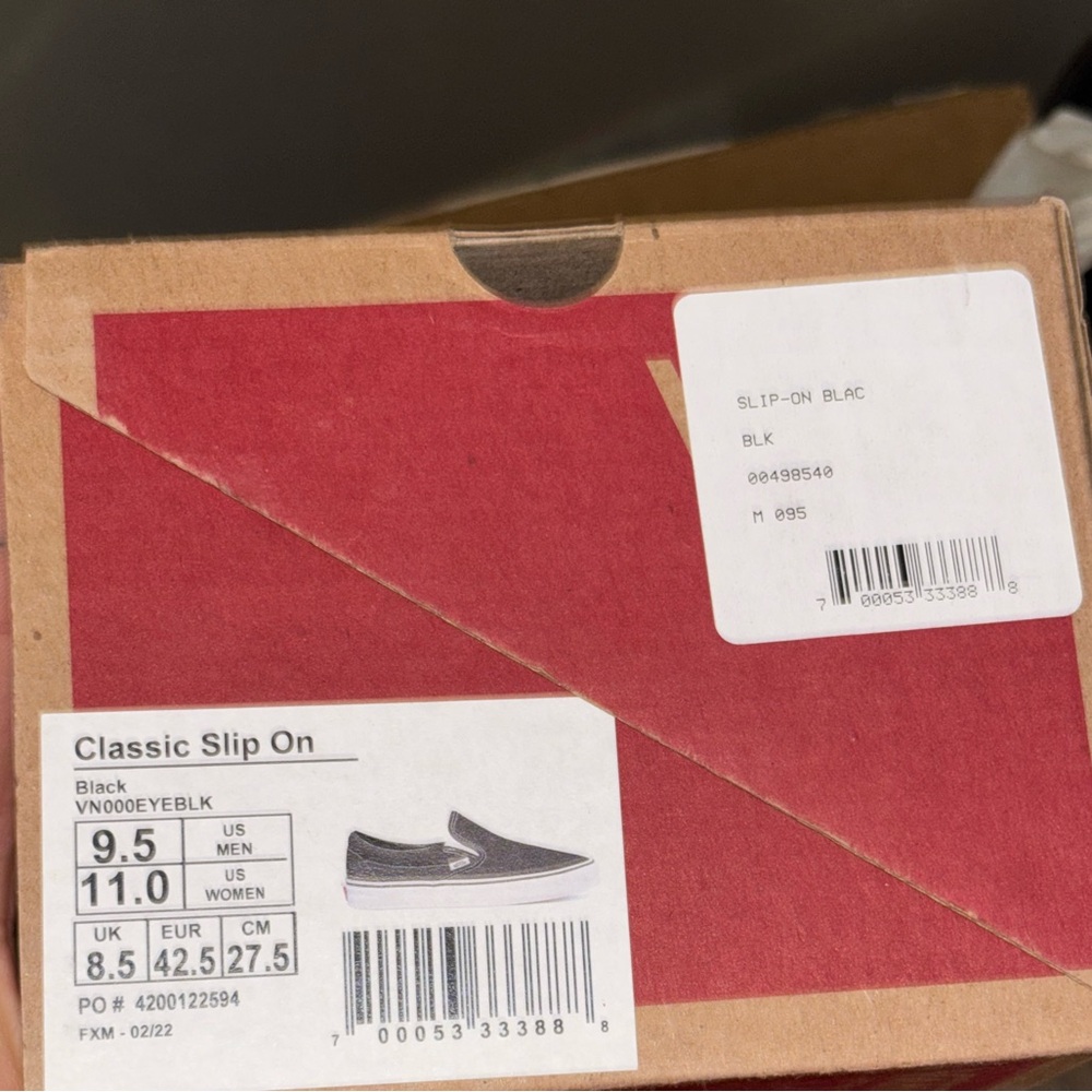 Vans Classic Black and White Slip-Ons Women’s 11/Mens 9.5 - Picture 3 of 3
